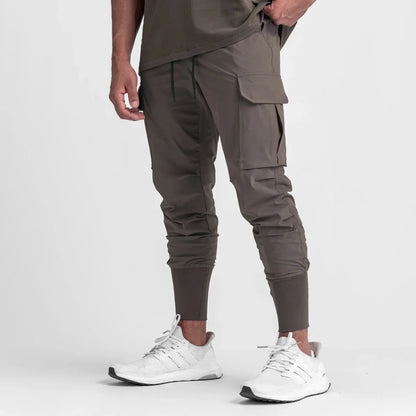 Neue Camouflage Sporthose für Herren