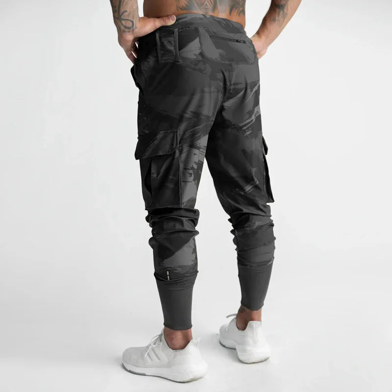 Neue Camouflage Sporthose für Herren