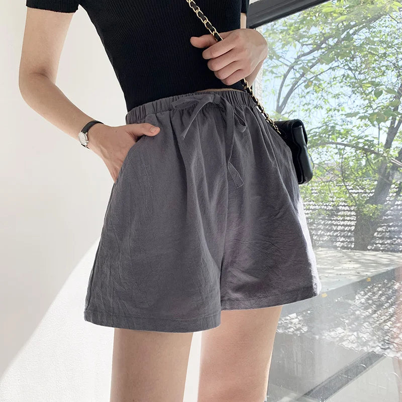 Schwarze Shorts mit hoher Taille für Damen - Shorts für Damen