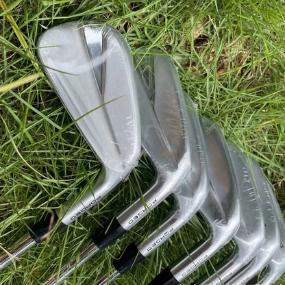 Brandneues 7-teiliges 770 Golfeisenset – Silber