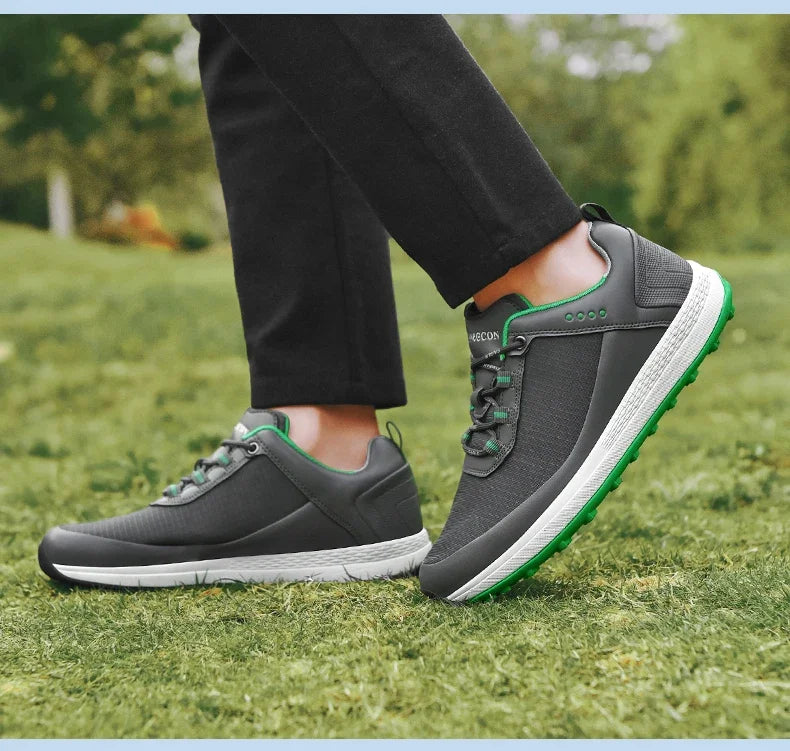 New Plus-Size Golf Shoes for Men