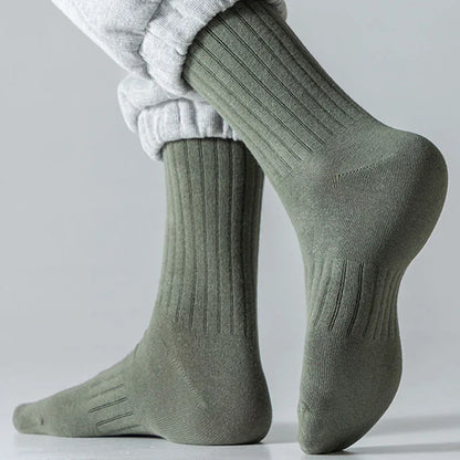 Chaussettes respirantes de couleur unie pour hommes