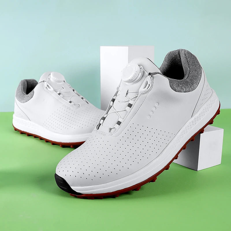 Chaussures de golf respirantes sans crampons de luxe pour hommes