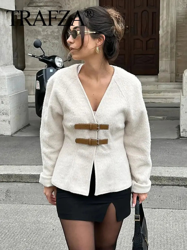 Manteau en laine à boucle en cuir rétro pour femme