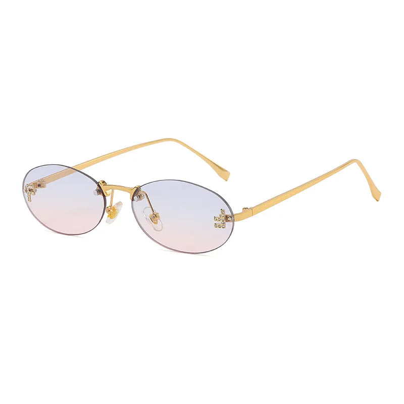 Luxuriöse ovale Sonnenbrille mit Diamantbesatz