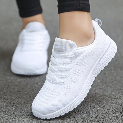 Women's Fashion Breathable Mesh Sports Shoes