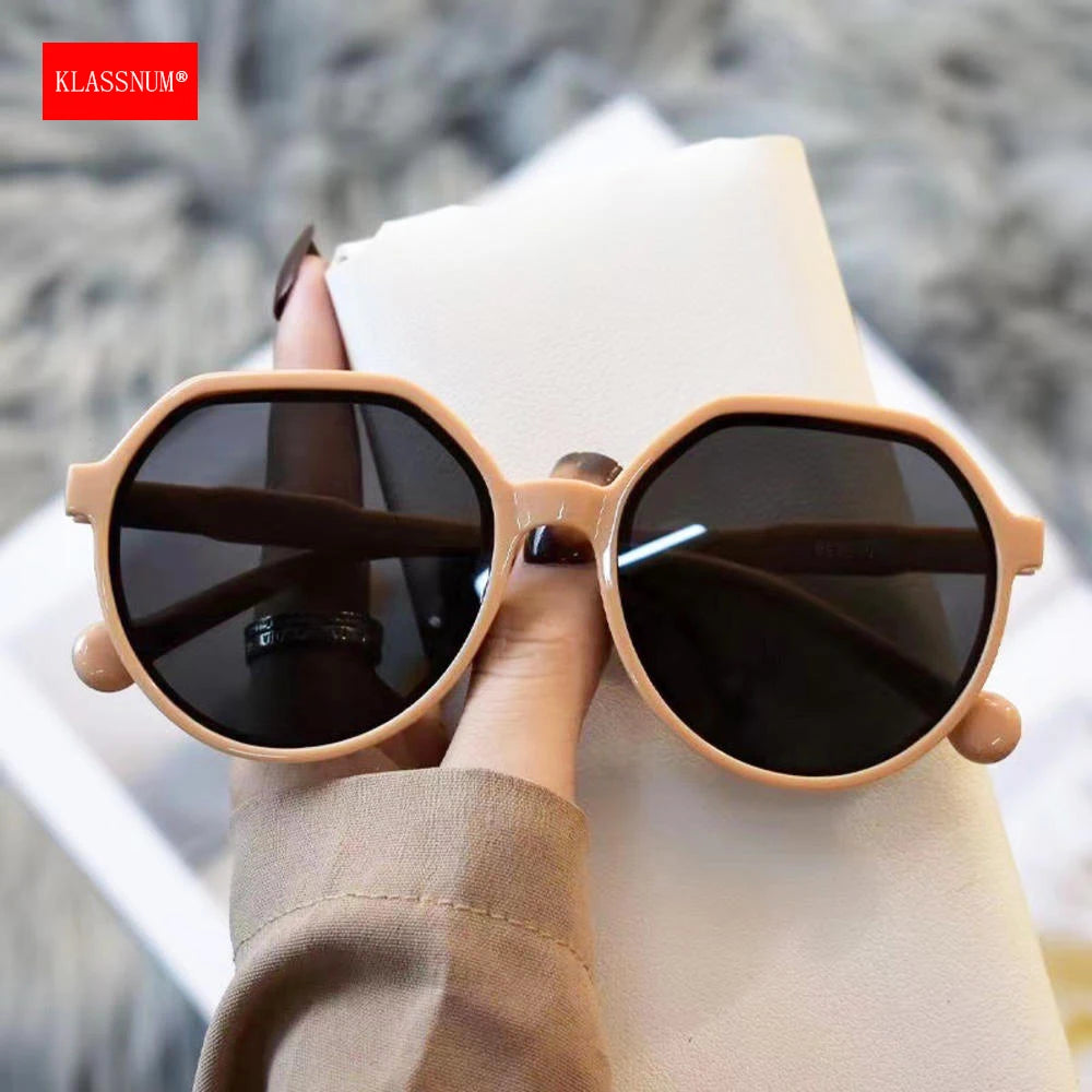 KLASSNUM Vintage Square Frame Sunglasses