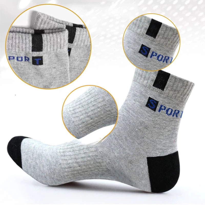 Chaussettes de sport respirantes et hautement élastiques en coton pour hommes