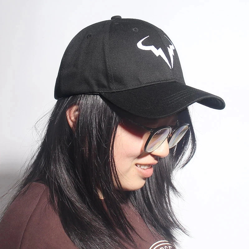 Trendy Embroidery Snapback Caps for Street Style