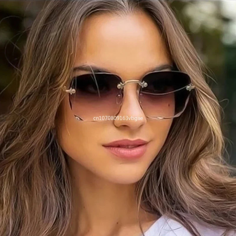 Randlose, quadratische Designer-Sonnenbrille für Damen