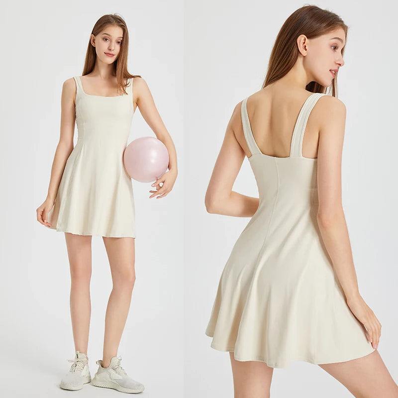 Robe de tennis d'été pour femmes avec poches et coussinets de poitrine